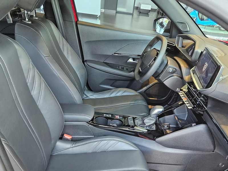 New Peugeot 2008 Premium