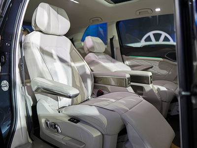 Volkswagen Viloran Luxury