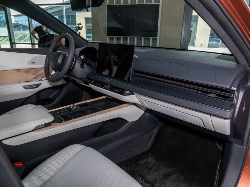 Lexus ES 500e