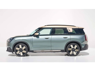 Ra mắt MINI Cooper Electric 2024