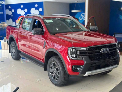 Ford Ranger Wildtrak 10AT 4X4 (Vàng Lux/ Đỏ Cam)