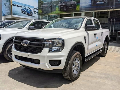 RANGER XLS AT 4x2
