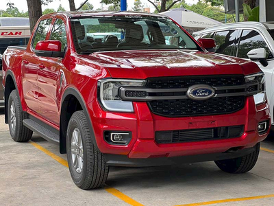 Ford Ranger XLS 6AT 4X2