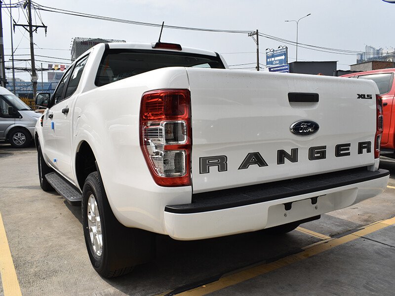 Ford Ranger XLS 2.2L 4X2 MT