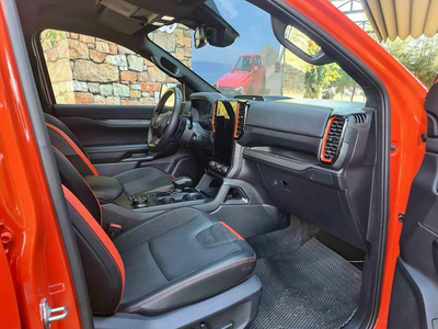 Ford Ranger Raptor Thế Hệ Mới (Cam, Xám)