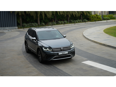 Volkswagen Tiguan – SUV 7 Chỗ Chuẩn Đức, Đẳng Cấp & Tiện Nghi