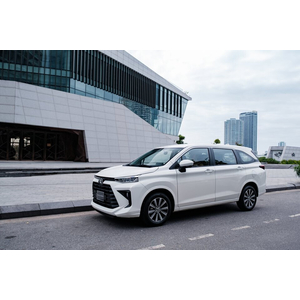 Toyota Avanza Premio MT