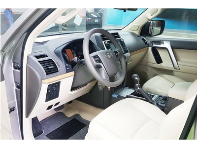 Toyota Land Cruiser Prado 2025