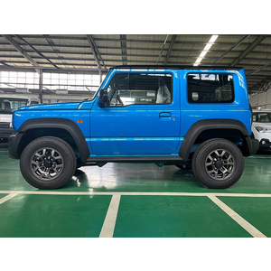 Suzuki Jimny (2 tông màu)