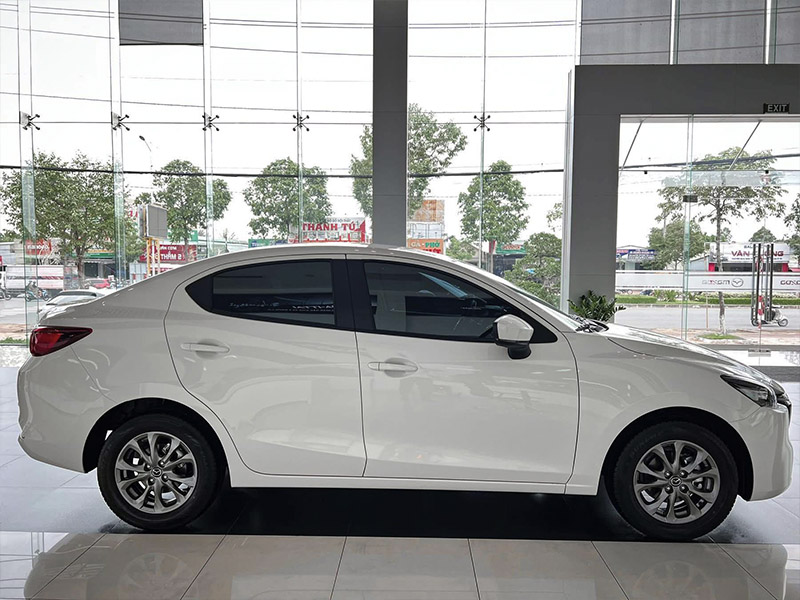 New Mazda 2 1.5 Deluxe