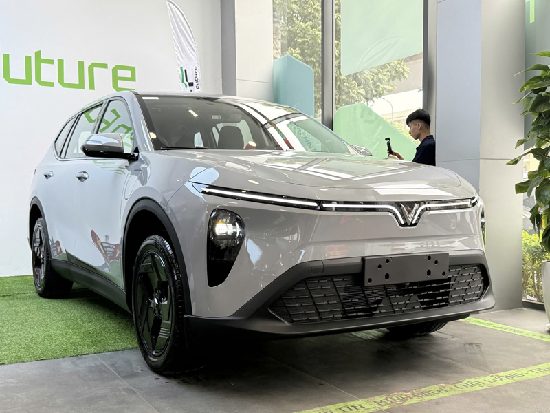 VinFast MPV 7 (Xe Gia Đình)