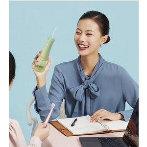 Máy tăm nước cầm tay Roaman W10