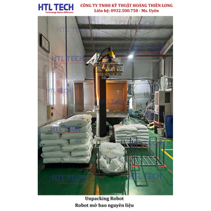Robot gắp xả bao nguyên liệu