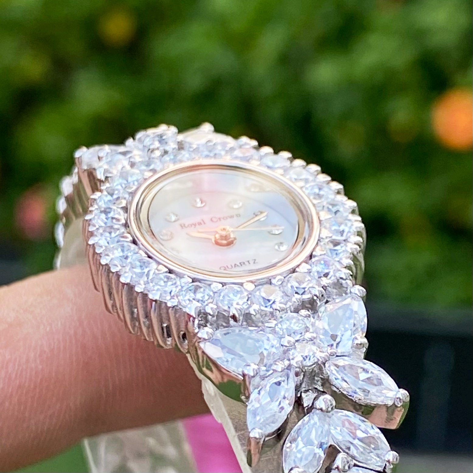 ĐỒNG HỒ NỮ ĐÍNH ĐÁ ROYAL CROWN 2527 JEWELRY