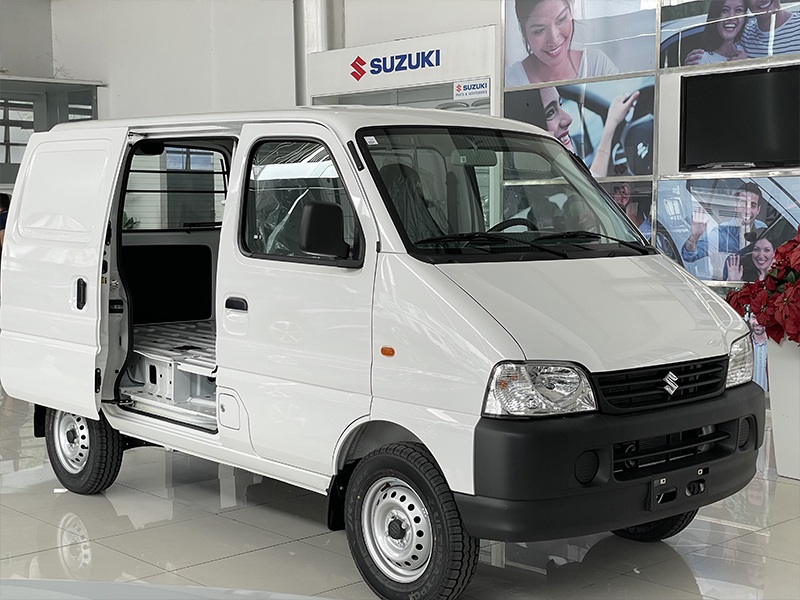 Suzuki EECO Van