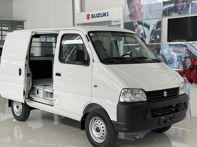 Suzuki EECO Van