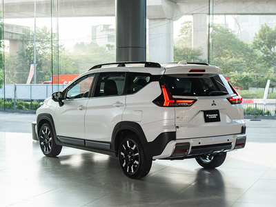 New Mitsubishi Xpander Cross