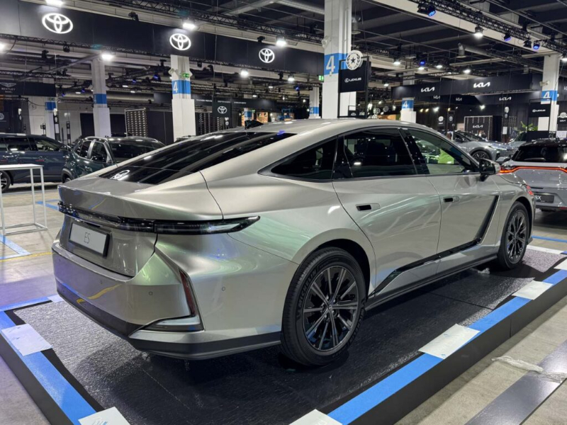 Lexus ES 350h Premium
