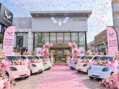 Rực Rỡ Ngày Hội Giao Xe Wuling Macaron Tại Wuling HTA Long Biên