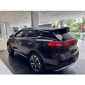 BYD Sealion 8