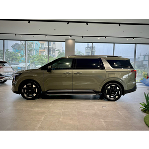 New KIA Carnival 2.2D Premium 8S