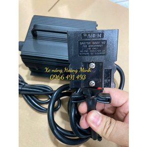 SẠC PIN LITHIUM SWCH24V10A-B, GBCH24V10A-B GIẮC 75X