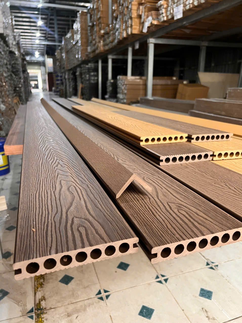 Sàn gỗ lỗ tròn ngoài trời vân 3D LW.140H25-3D