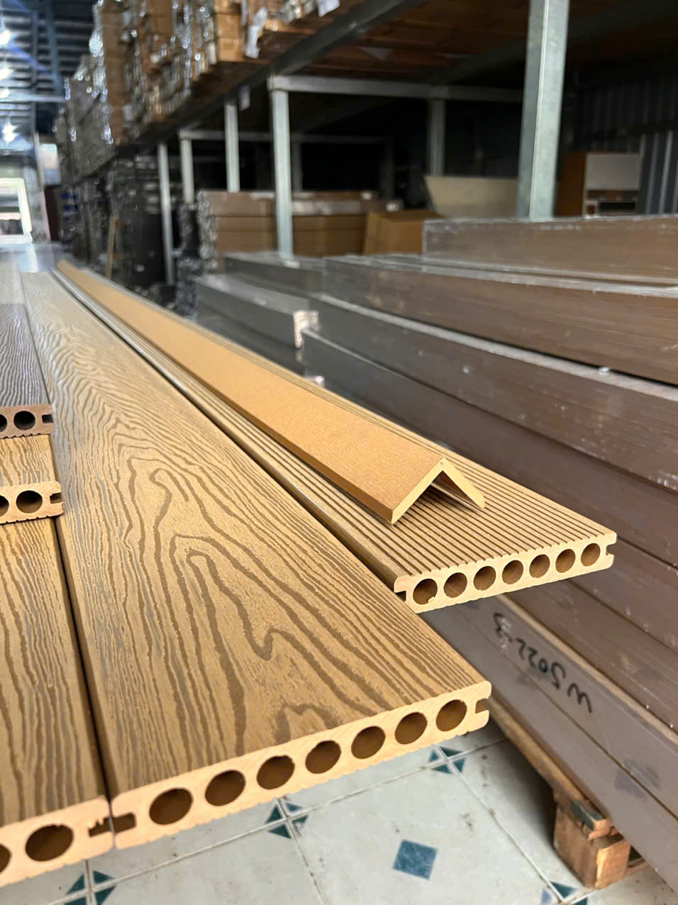 Sàn gỗ lỗ tròn ngoài trời vân 3D LW.140H25-3D