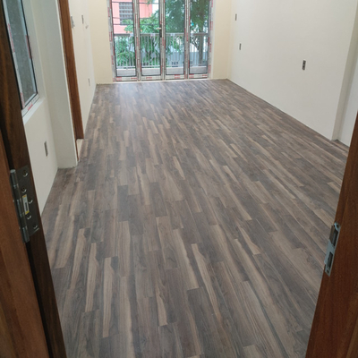 SÀN NHỰA LÓT HÈM KHÓA VÂN GỖ MA-P52