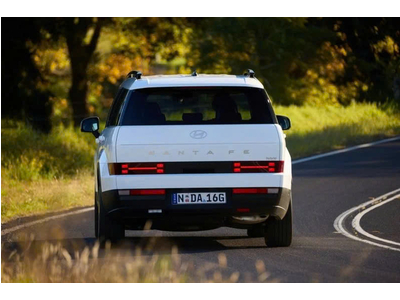 Hyundai SantaFe Hybrid 2025