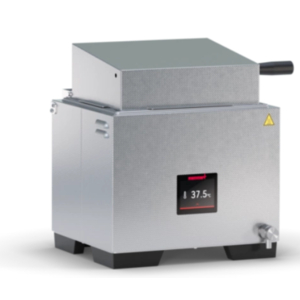 Bể cách thủy (bể điều nhiệt) 10L, model: WTB11, Hãng Memmert/Đức