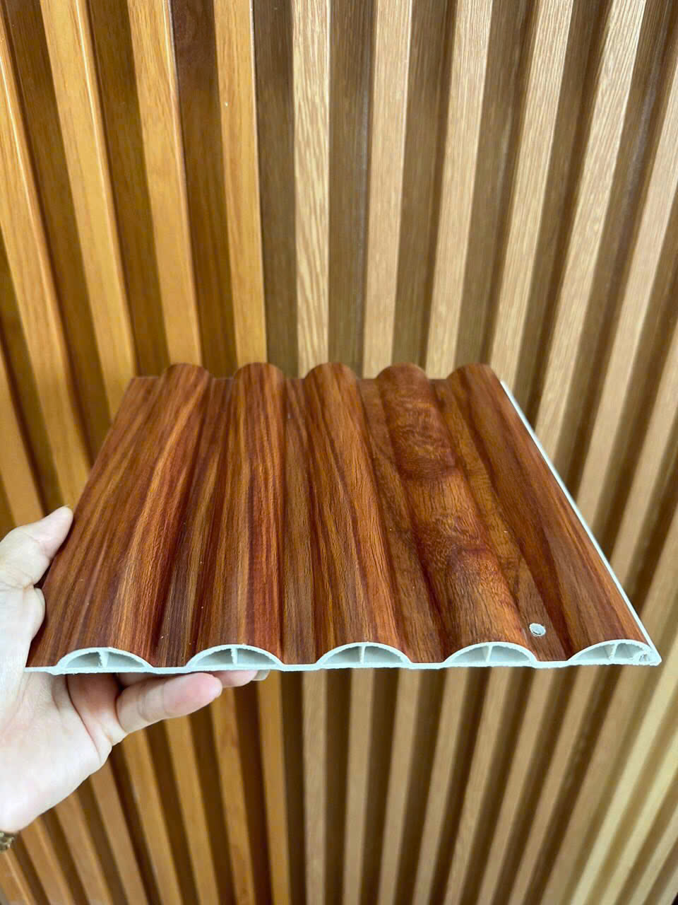 GRH-Tấm ốp tường lam sóng dương( lam sóng bán nguyệt)