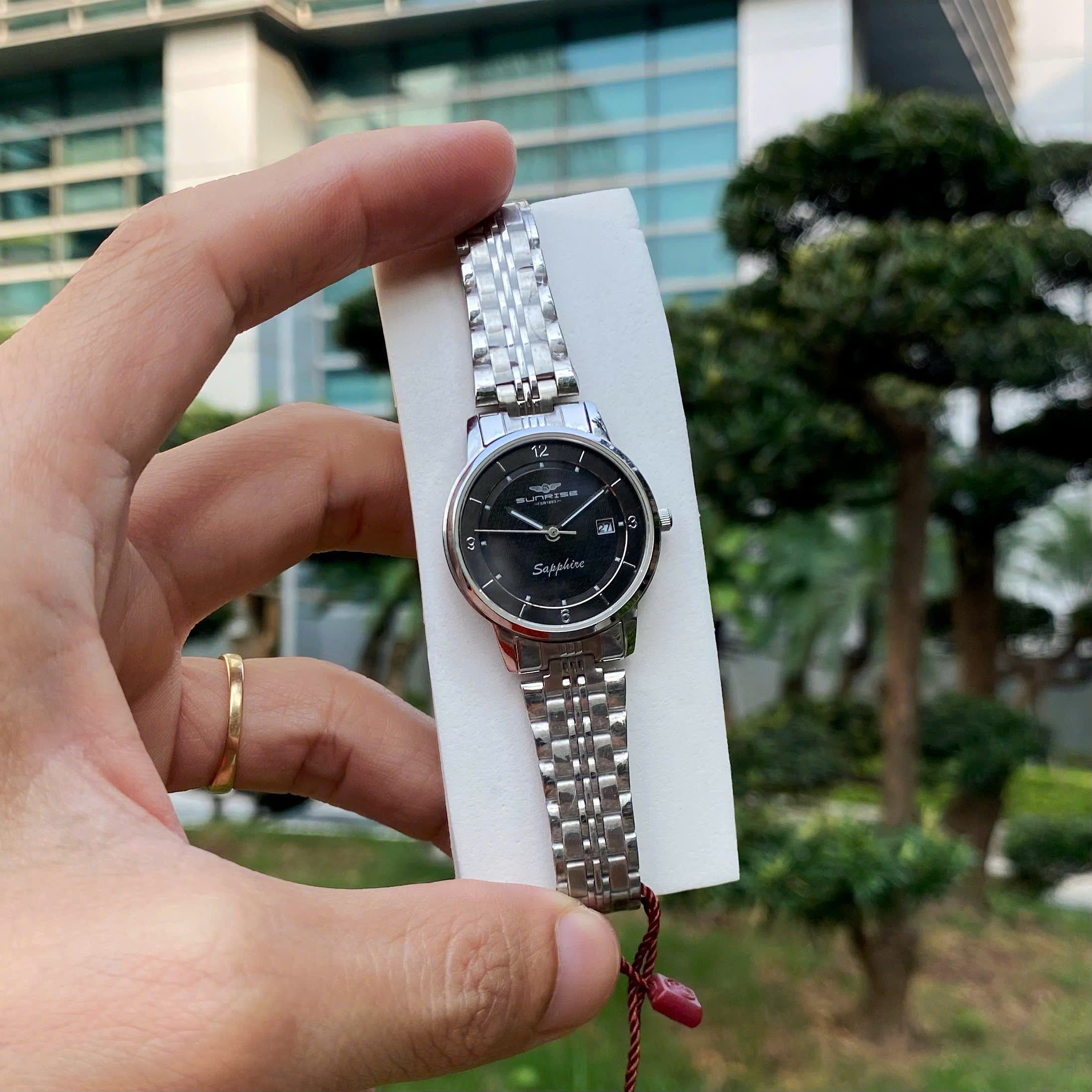 Đồng Hồ Nữ Sunrise SL8931.1101 – Duyên Dáng và Thanh Lịch