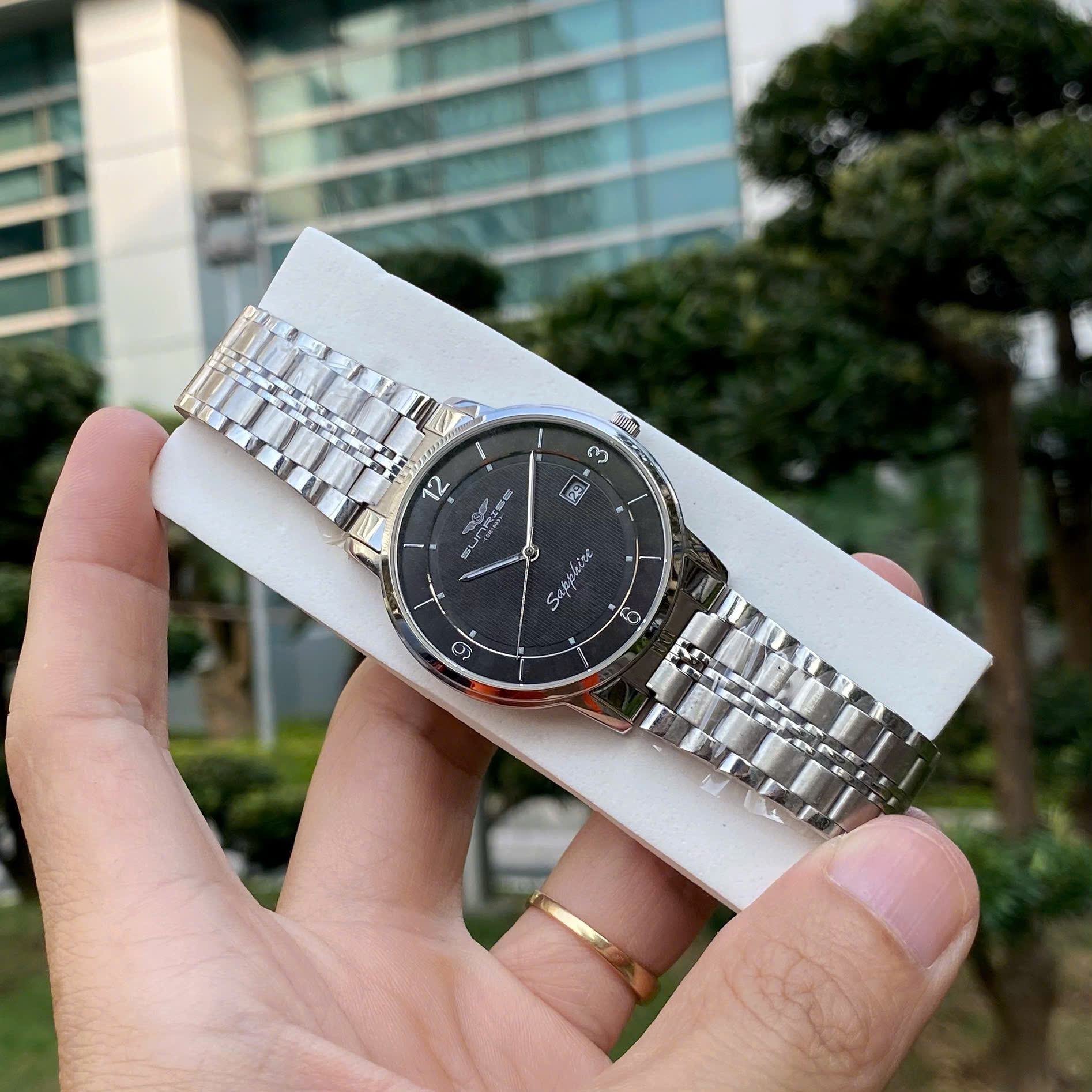 Đồng Hồ Nam Sunrise SG8931.1101 – Lịch Lãm và Nam Tính