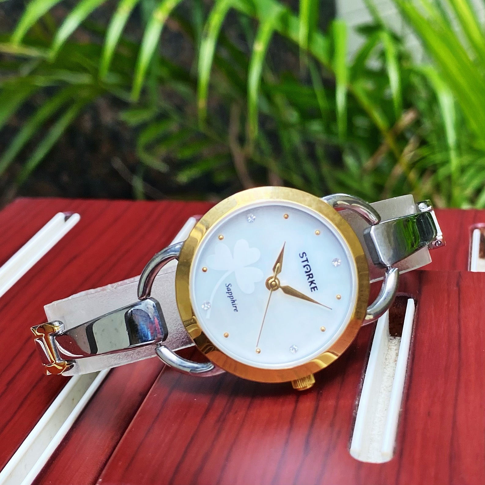 Đồng Hồ Starke Lắc Nữ SK011AL