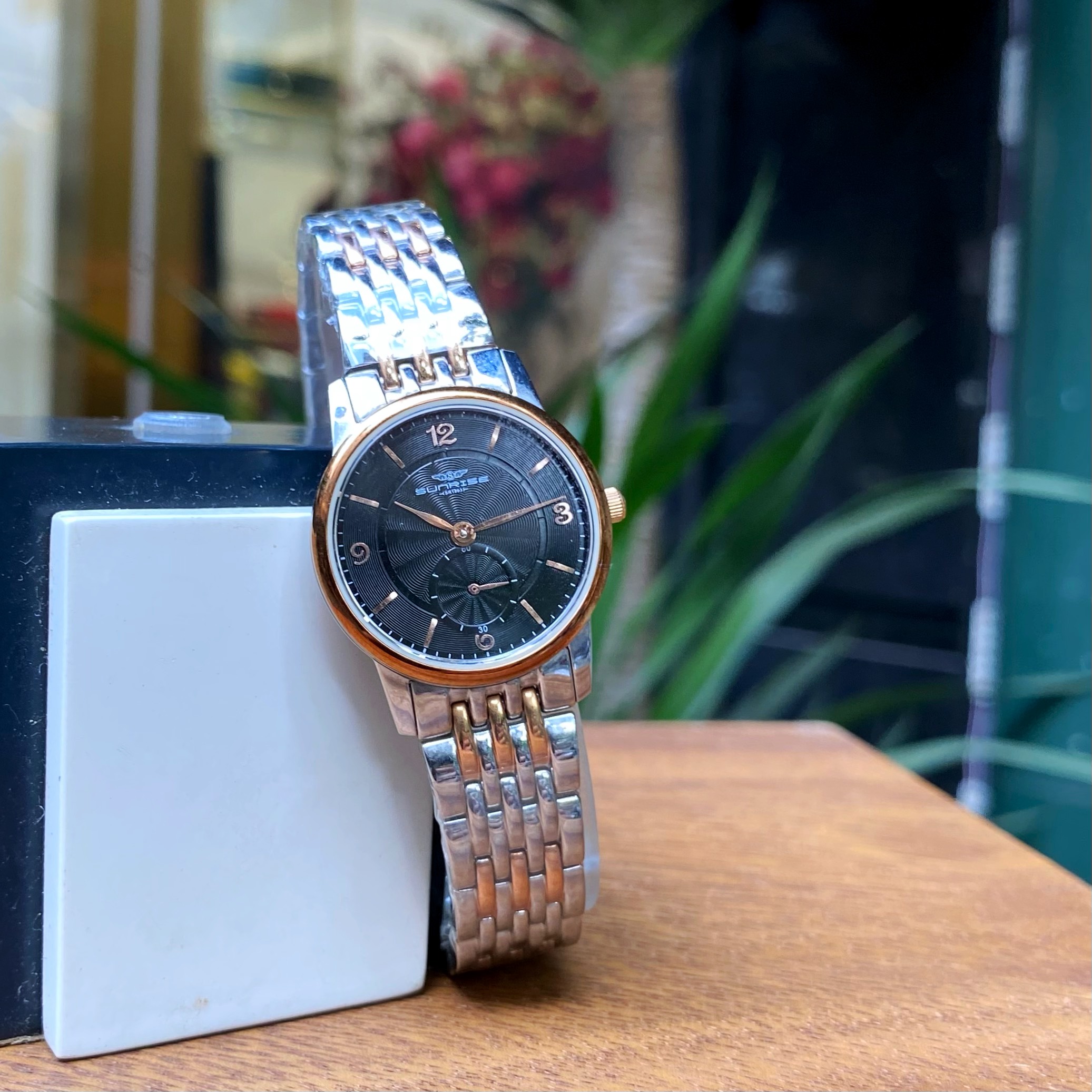 ĐỒNG HỒ NỮ SUNRISE SL8701-1301