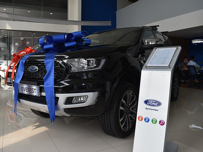 So sánh Ford Everest 2021 và Hyundai SantaFe 2021