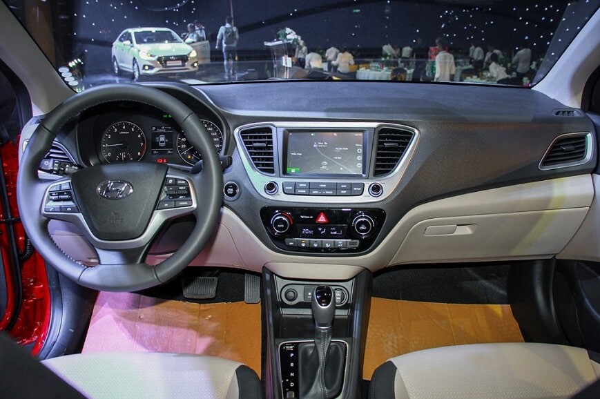 so sánh xe accent và vios 2019