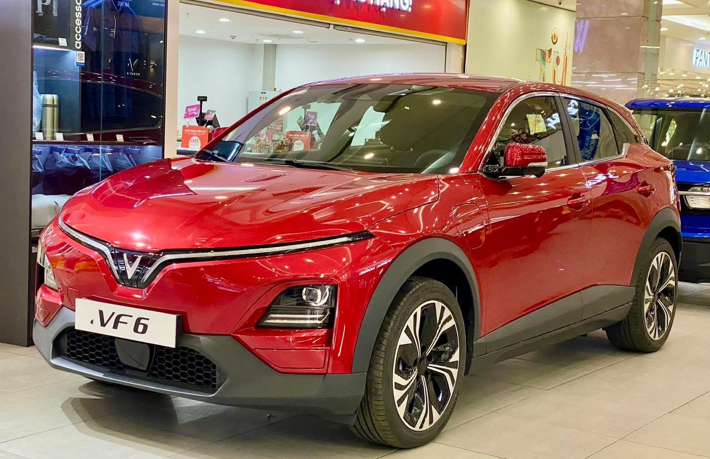 So sánh xe VinFast VF5 và VF6