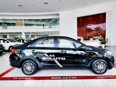 KIA Soluto AT Deluxe