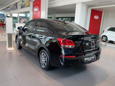 KIA Soluto MT Deluxe 1.4L