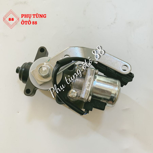 VAN CHIA HƠI TRƯỚC CABIN XE TẢI HINO 700