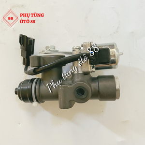 VAN CHIA HƠI TRƯỚC CABIN XE TẢI HINO 700