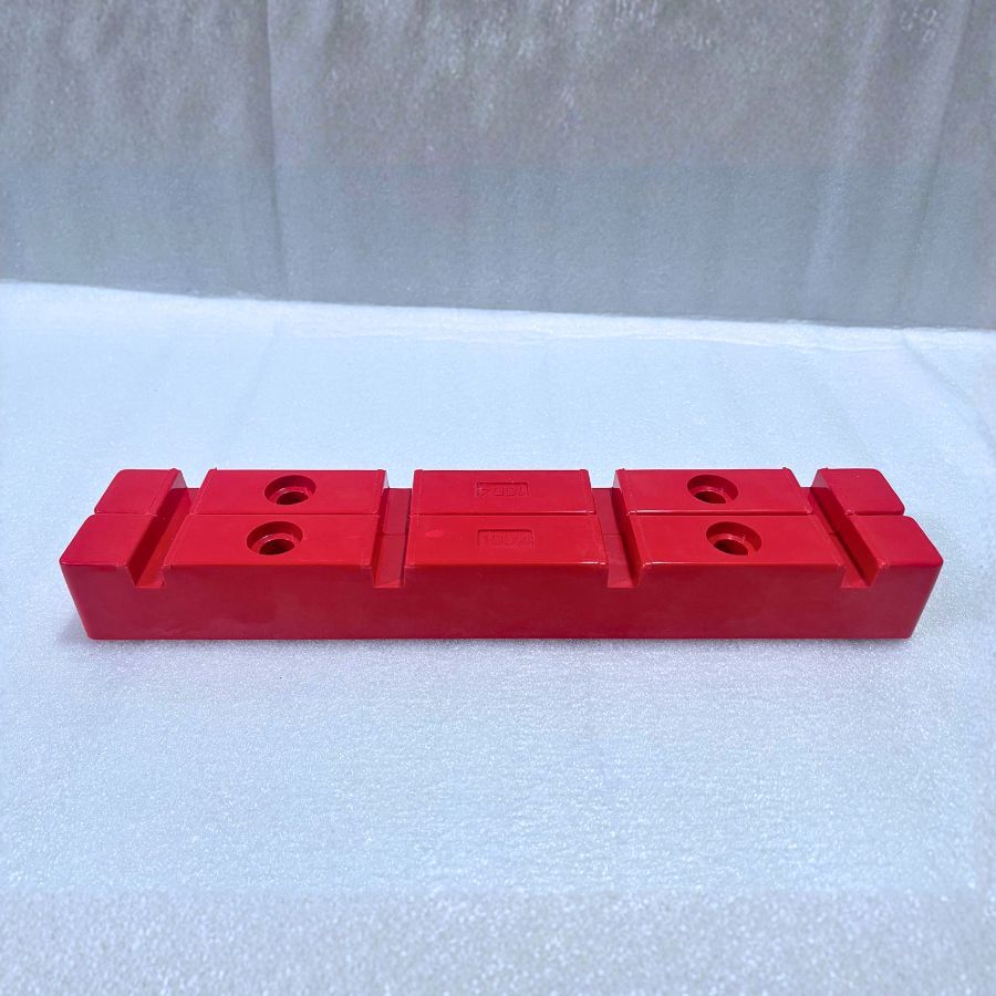 Sứ kẹp thanh cái 10D4