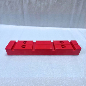 Sứ kẹp thanh cái 10D4