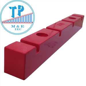 Sứ kẹp thanh cái 8D4