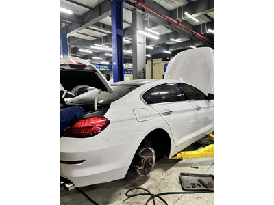 Sửa chữa và bảo dưỡng lớn cho BMW 640i - Khôi phục phong độ đỉnh cao cho xế sang