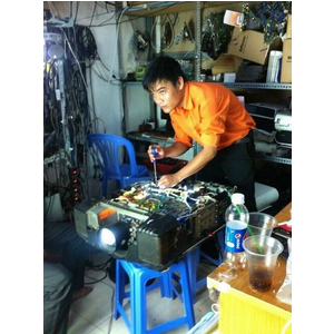 Fix the projector without power, no lights