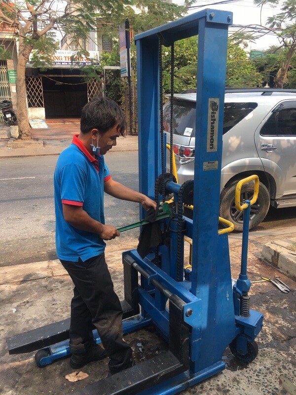 Sửa xe nâng tay cao tại Long an