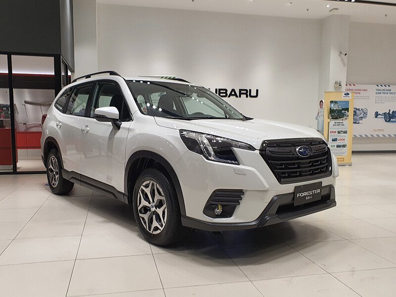 Subaru Forester 2.0 i-L 2024